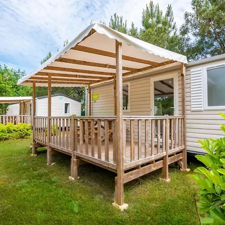 Camping Sunissim Lou Broustaricq 4 Kamp alanı 4*